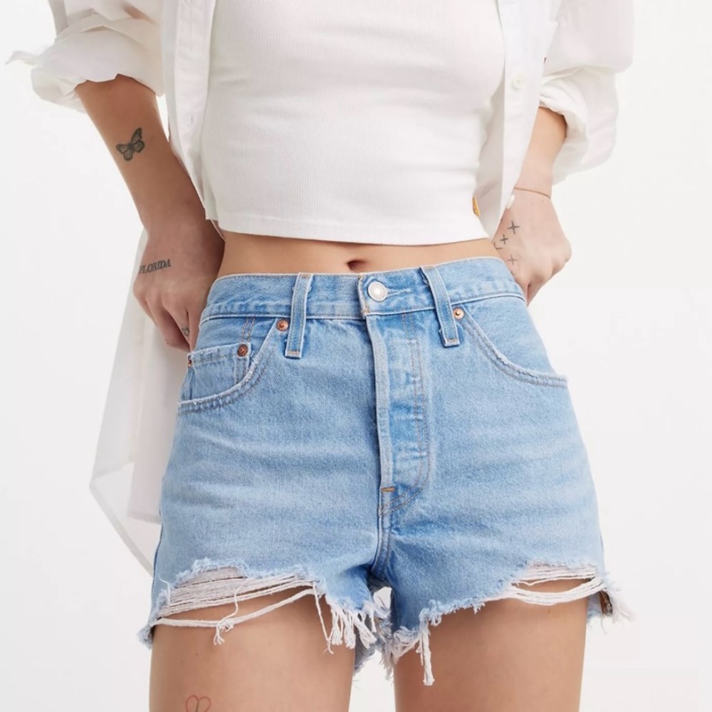 AUTHENTIC Levi’s Premium 501 Original Fit High Rise Denim Shorts “Luxor Heat”